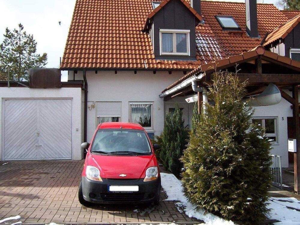 Thumbnail-Reiheneckhaus mit Einliegerwohnung