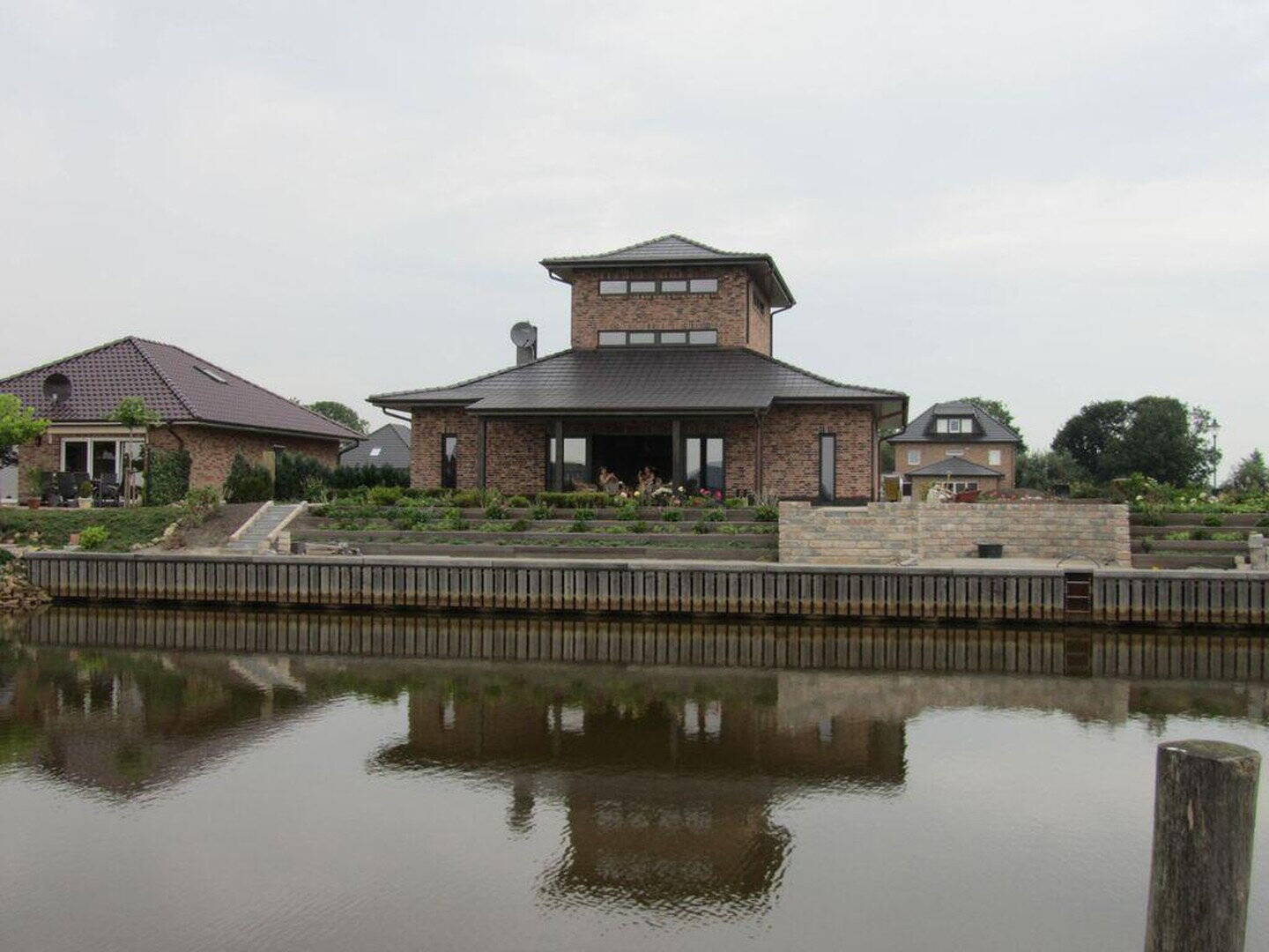 Thumbnail-Familienhaus vrijstaand met garage aankoopprijs + kosten koper