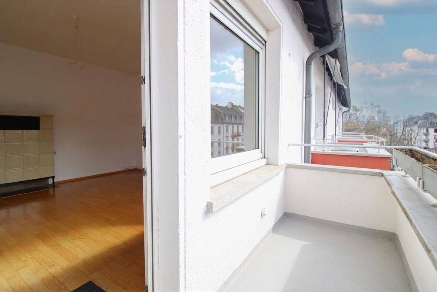 Thumbnail-Helle 2 Zimmer Wohnung in top Lage von Bockenheim