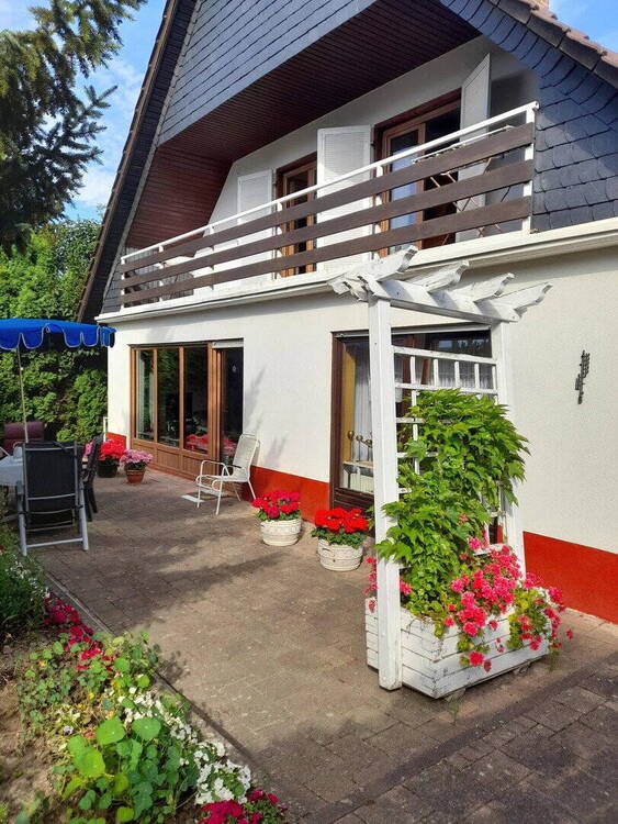 Thumbnail-Freistehendes 1-Familienhaus in ruhiger Wohnlage