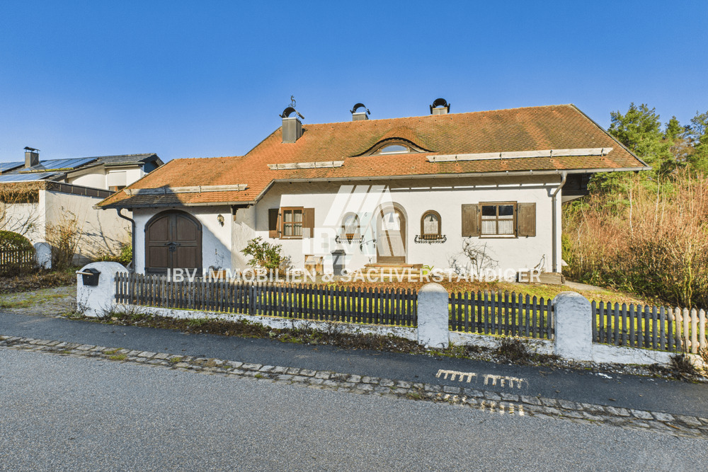 Thumbnail-Wer weckt mich aus dem Dornröschen-Schlaf? Landhaus bei Kastl