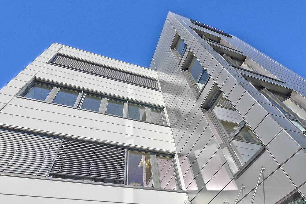 Thumbnail-MARTINSRIED: BÜRO MIT FLEXIBLEN FLÄCHEN AM BIOTECH-STANDORT!