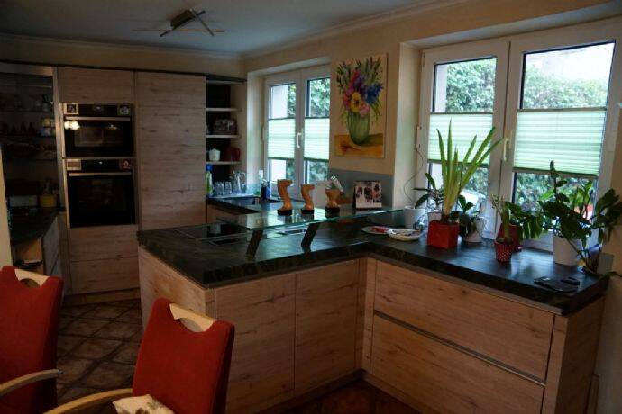 Thumbnail-Kaufen und einziehen, EFH, renoviert, gemalert und mit EBK