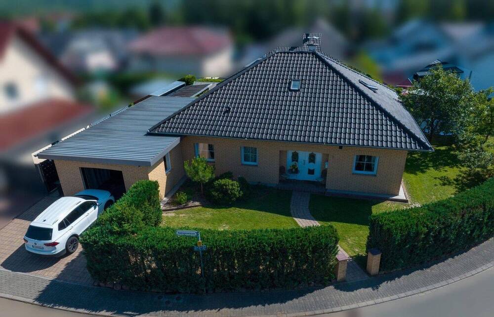 Thumbnail-Charmanter Bungalow in ruhiger Lage - auf Anfrage auch zu Vermieten