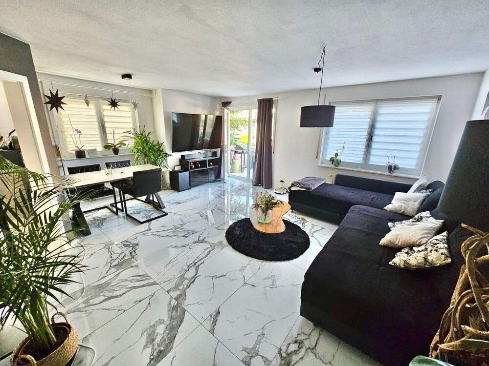 Thumbnail-JETZT ZUSCHLAGEN! Attraktive 3-Zimmer-Erdgeschosswohnung mit Balkon, Küche, Stellplatz, Keller uvm...