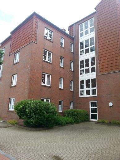 Thumbnail-3-Zimmer-Wohnung mit Balkon, Fahrstuhl und Stellplatz im DG