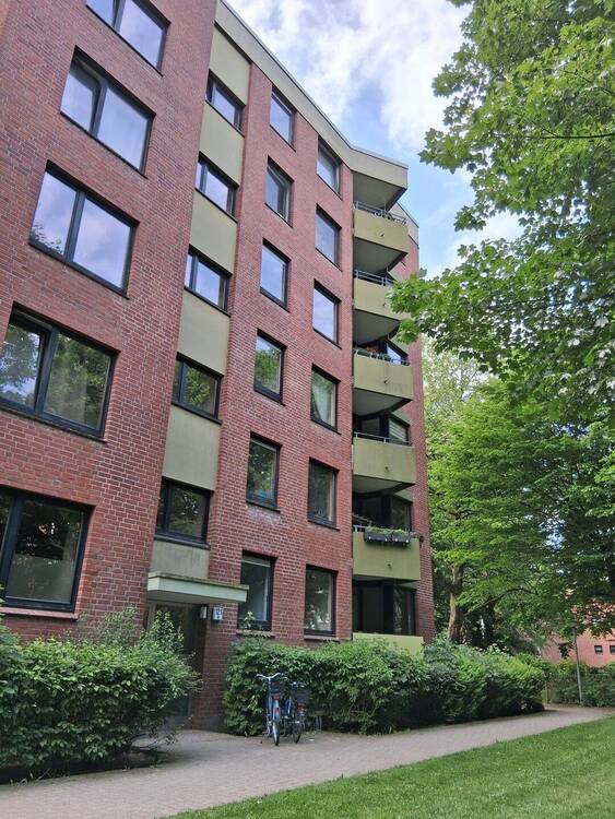 Thumbnail-2,5 Zi.-Erdgeschosswohnung Meiendorfer Str. 121a in 22145 Hamburg - Ein Angebot von IVD HAUSVERWALTUNG GERD VON DER HEIDE