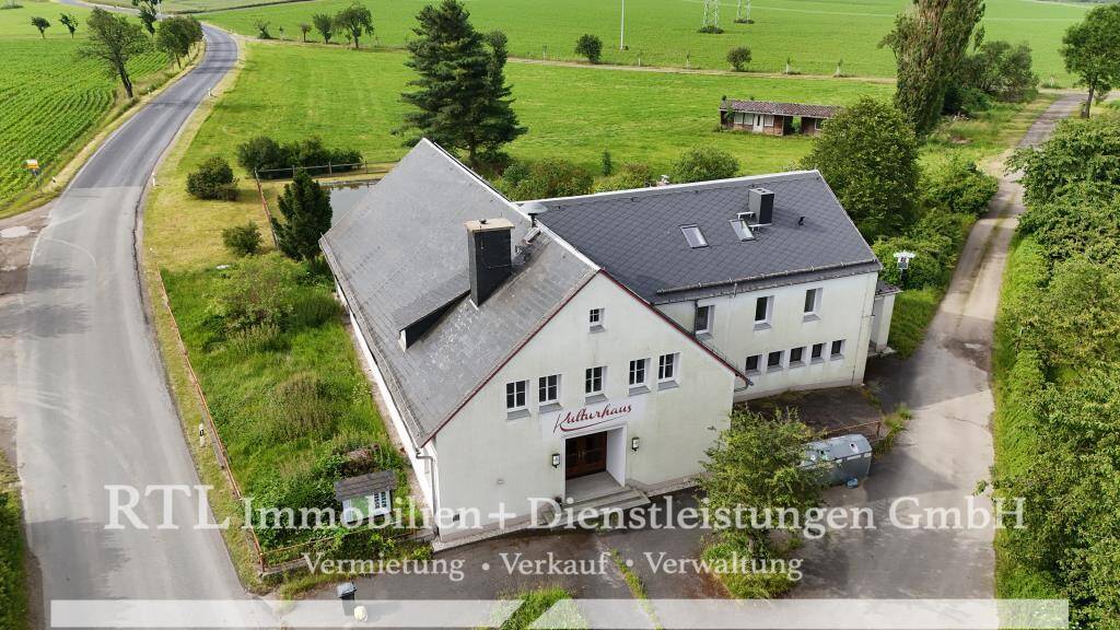 Thumbnail-(A1550) Vielseitiges Kulturhaus mit Veranstaltungssaal und Ferienwohnungen in Kleingeschwenda