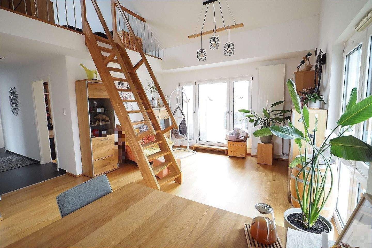 Thumbnail-Rednitzhembach: helle, attraktive und moderne 3-Zimmer-Dachgeschoss -Wohnung + Galerie und sonnigem Balkon