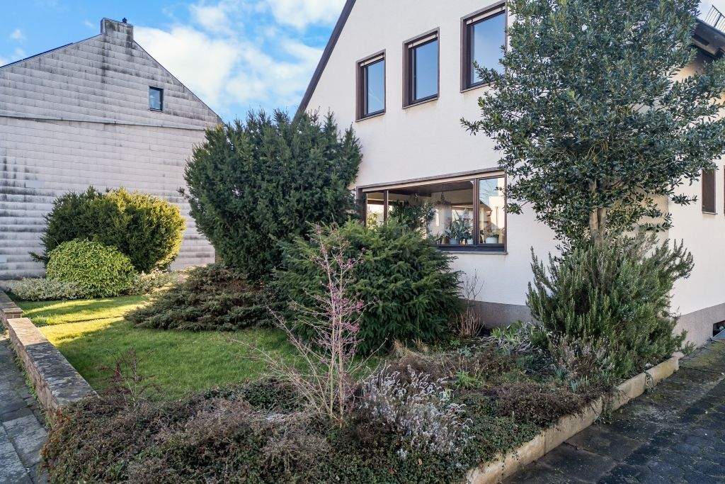 Thumbnail-Charmantes Einfamilienhaus in Kreuzau: Wohnen & Bauen