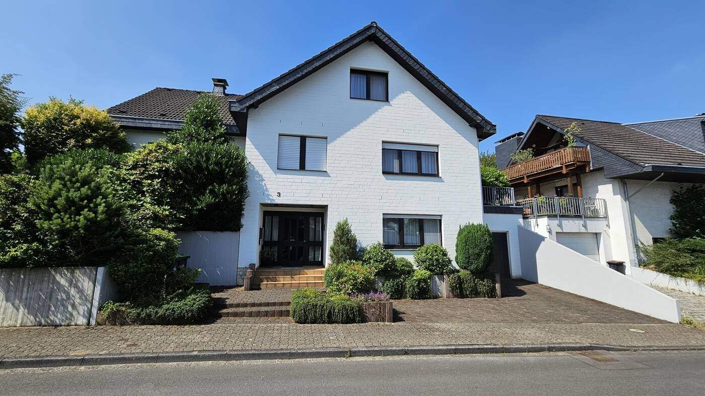 Thumbnail-Großzügiges Einfamilienhaus mit ELW und Wohlfühlatmosphäre in begehrter Wohnlage von Odenthal