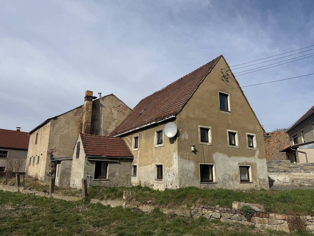 Thumbnail-Einfamilienhaus mit Scheune in Ebersbach OT Naunhof zum Sanieren