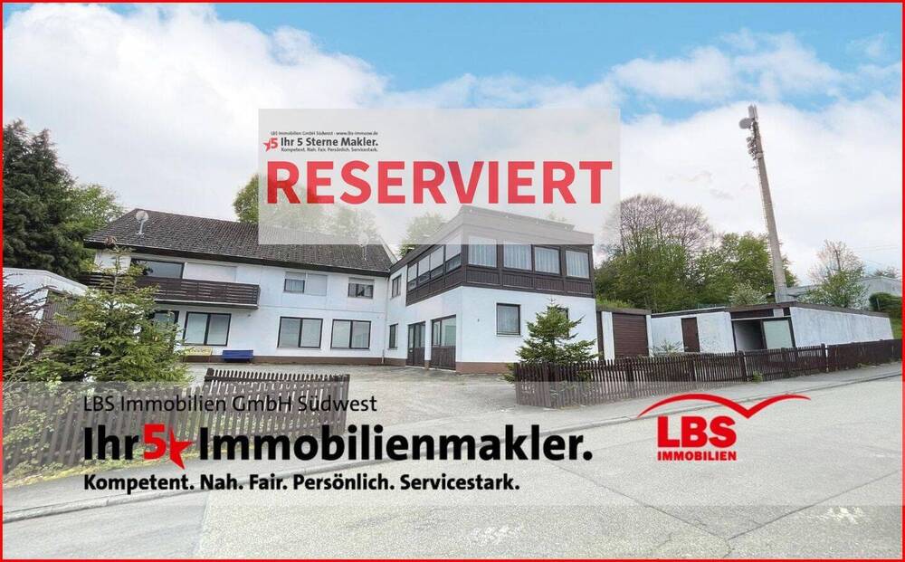 Thumbnail-Wohnhaus mit Lager, PV + 4 Garagen auf 3.000 m² Grundstück