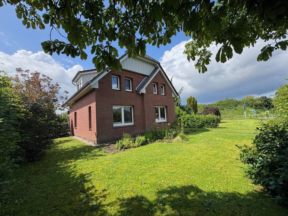 Thumbnail-TOP Einfamilienhaus im Speckgürtel von Hamburg 2015 umfangreich saniert 4 Zi.130m ², 2 Bäder, Garage auf ca. 1.300 m² Grundstück € 545.000,-