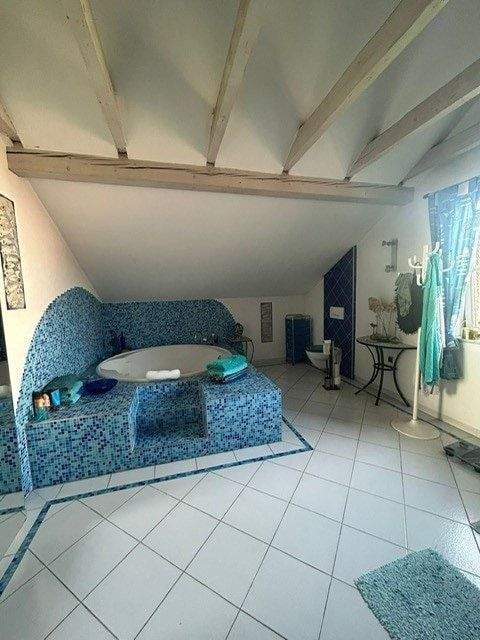 Thumbnail-Großes Haus, technisch auf den neuersten Stand