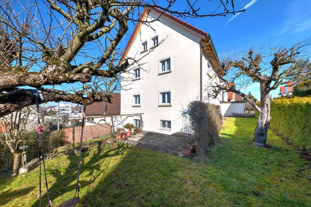 Thumbnail-Böblingen: Charmantes Zweifamilienhaus in perfekter Stadtlage