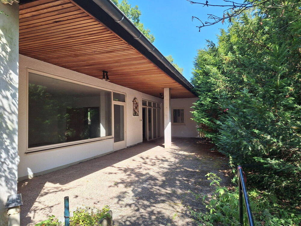 große Sonnen-Terrasse