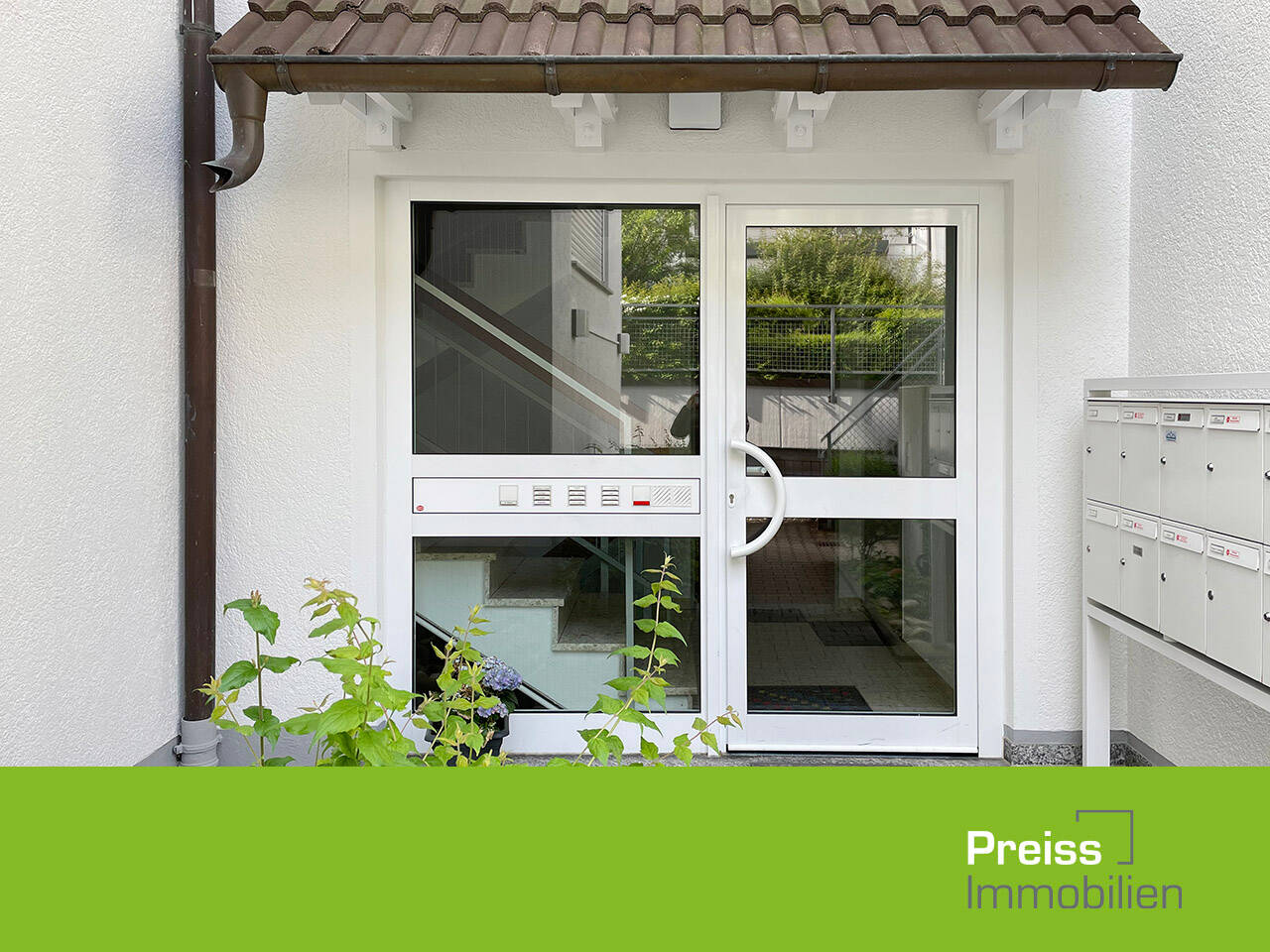 Thumbnail-Renningen: Sonnige 3-Zimmer DG-Wohnung, renoviert mit neuwertiger Küche zum 1.8. frei!