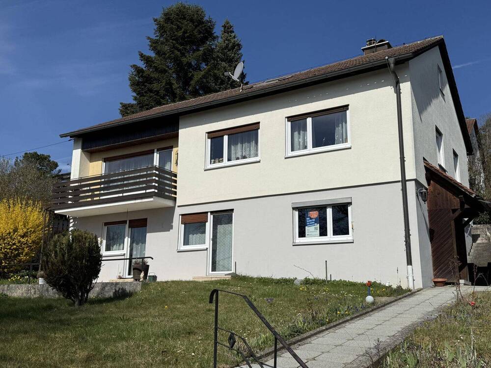 Thumbnail-Einfamilienhaus mit Einliegerwohnung im EG in bevorzugter Aussichtslage von Sigmaringen