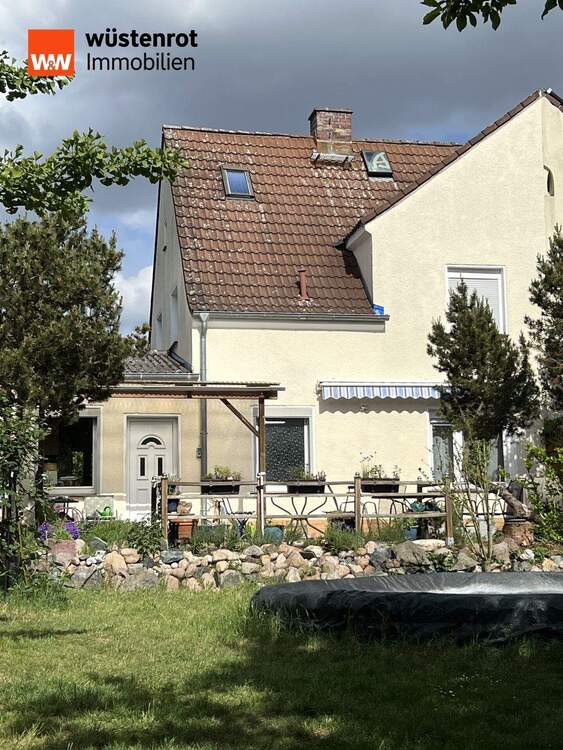 Thumbnail-EXKLUSIV! Attraktive Doppelhaushälfte in sehr ruhiger Lage von Lankwitz nahe Malteserstraße