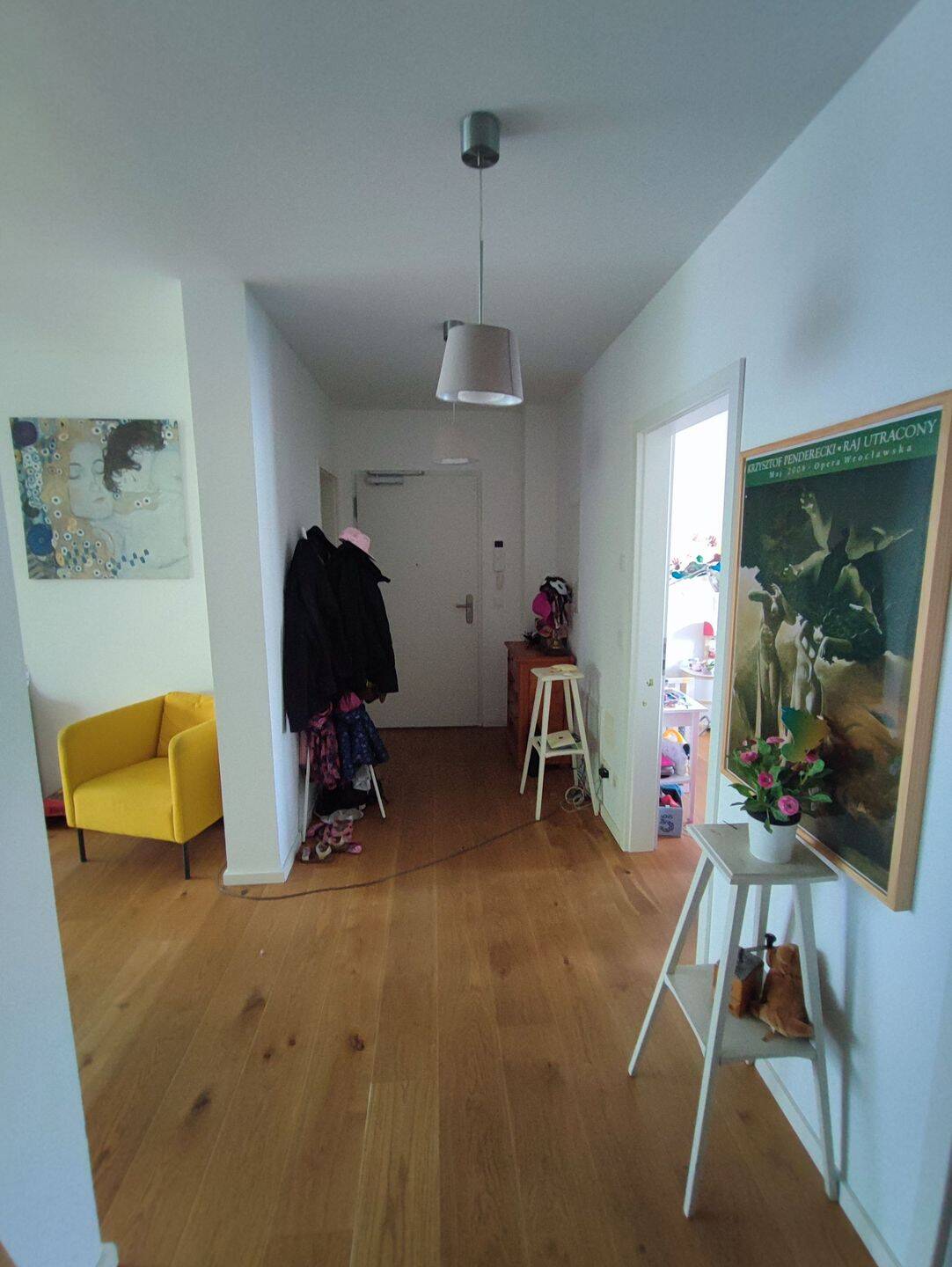 Thumbnail-möblierte große 3-Zimmer-Neubauwohnung mit grossem Balkon