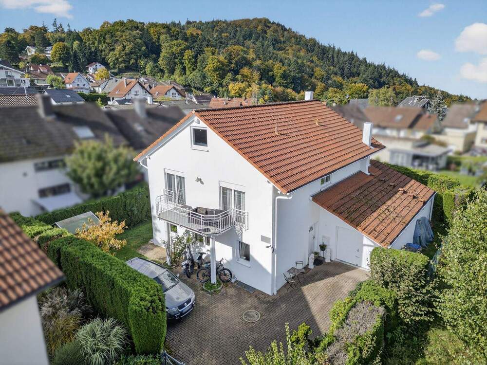 Thumbnail-Schöner Wohnen! Gepflegtes EFH mit moderner Ausstattung & durchdachtem Grundriss in Ebersteinburg