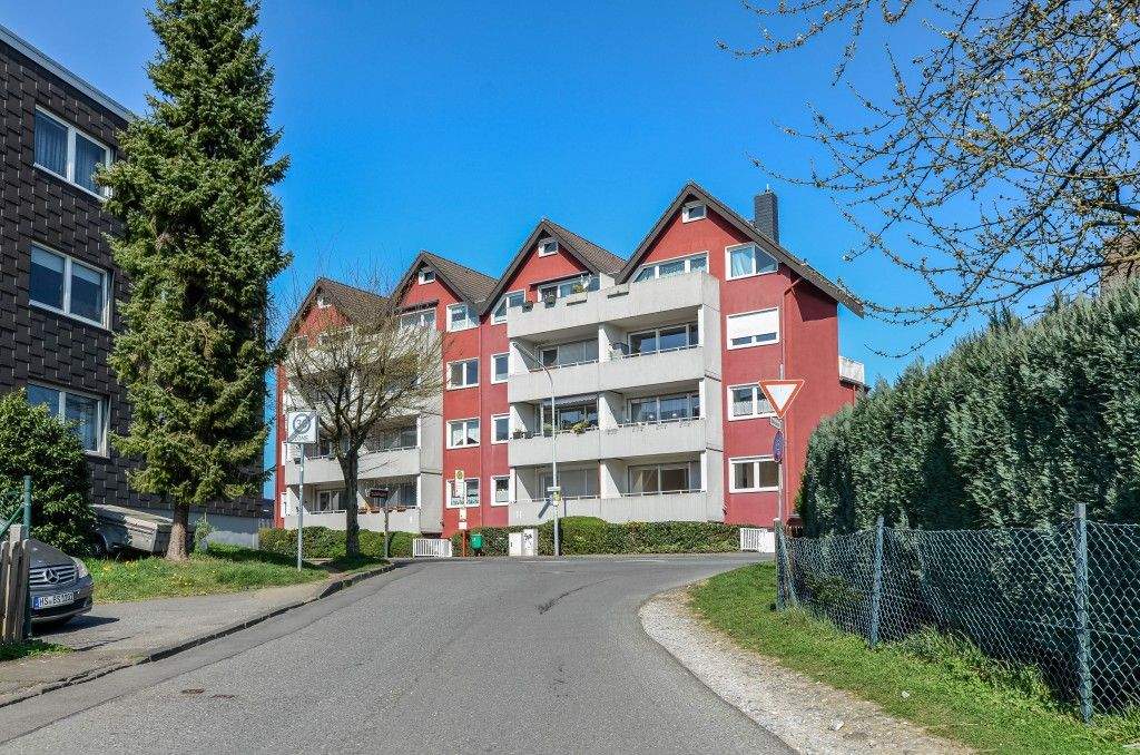 Thumbnail-Attraktive 3 Zi. Eigentumswohnung in Leverkusen-Lützenkirchen mit Balkon * ca. 66,52 m² Wfl. * Tiefgarage * Duschbad ...