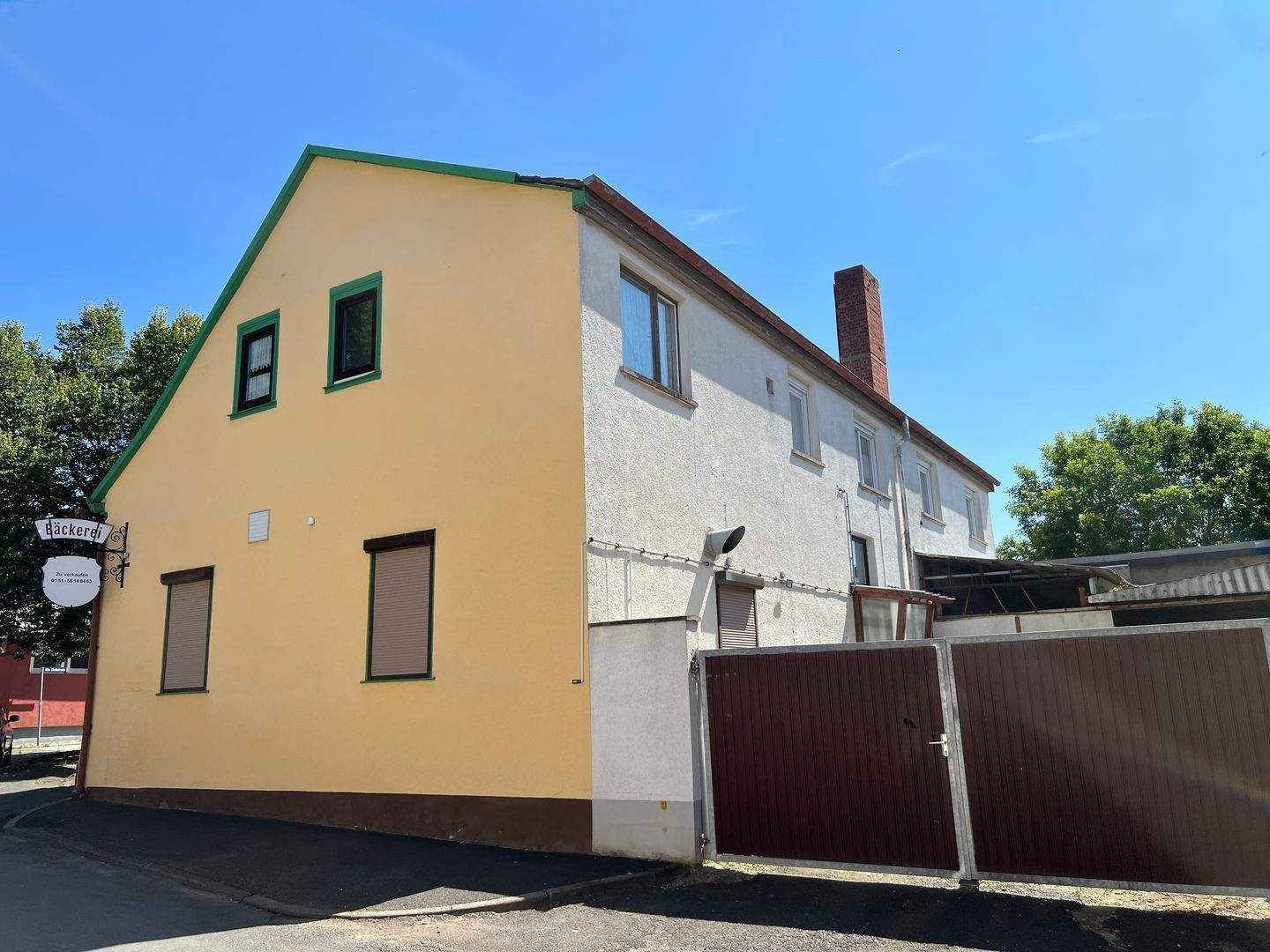 Thumbnail-Wohn- und Geschäftshaus - im EG eine ehem. Fleischerei, im Dachgeschoss eine große Wohnung