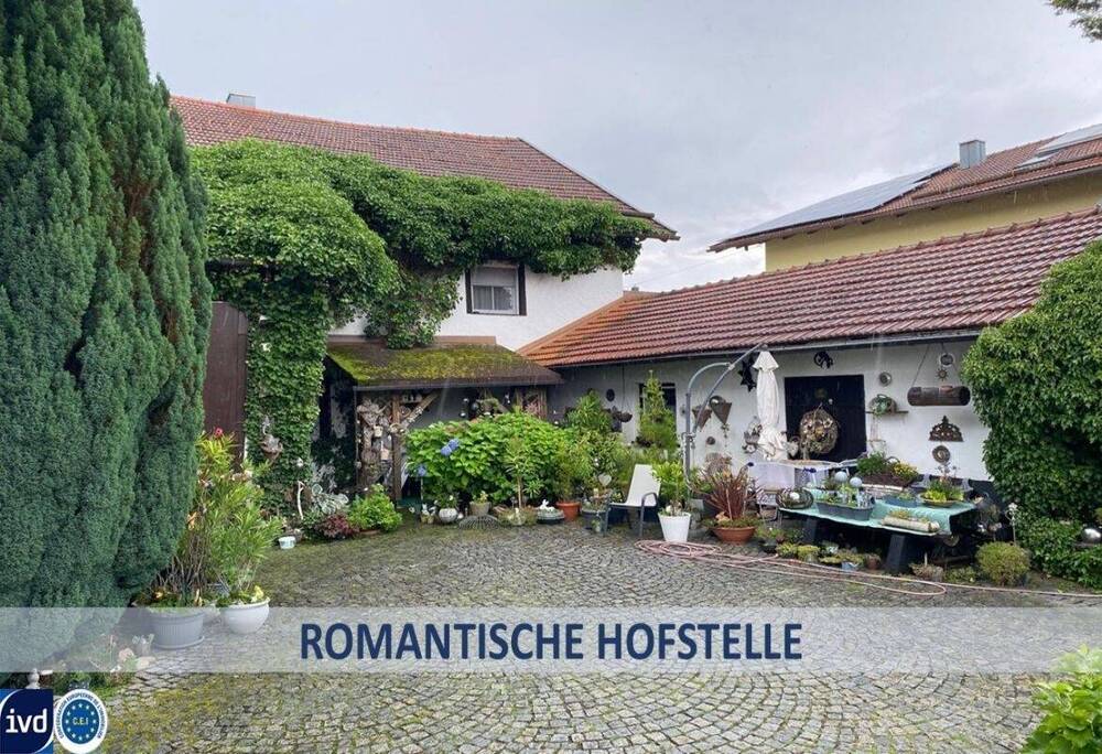 Thumbnail-IDYLLISCH UND ROMANTISCHE 3-SEIT HOFSTELLE MIT FERIENWOHNUNG, TIERHALTUNG GEEIGNET & PVA