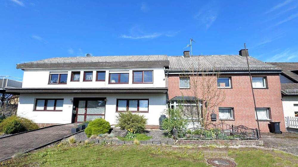 Thumbnail-Zwei charmante Häuser mit viel Platz und Potential in Blankenheim