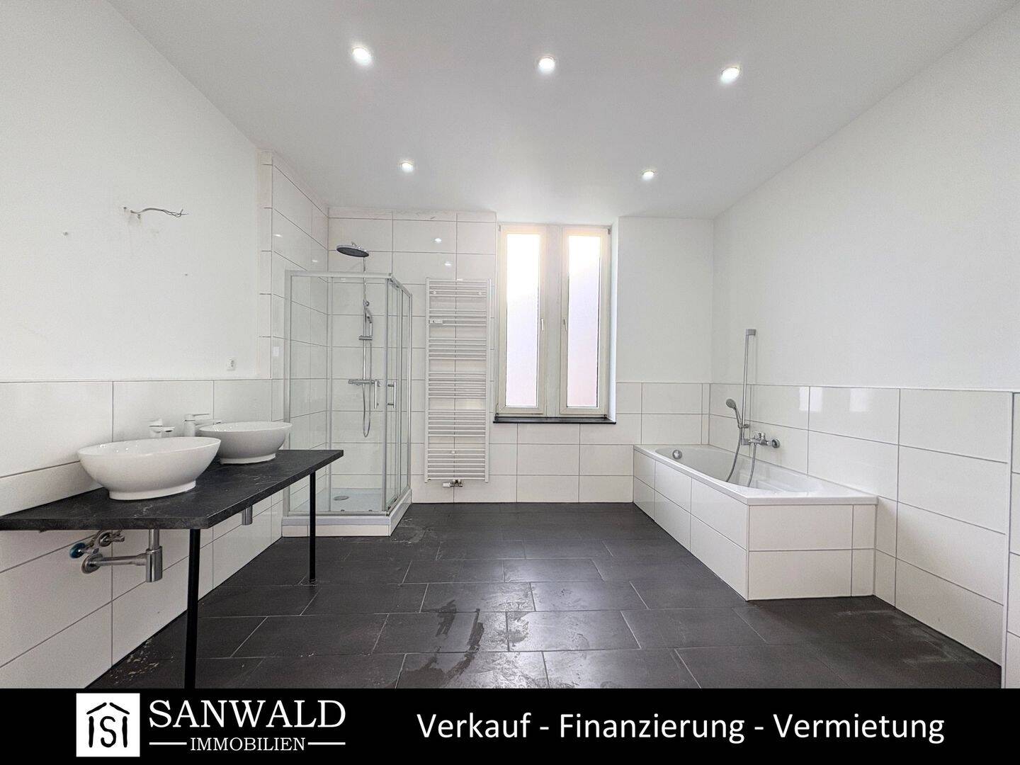 Thumbnail-Attraktive 3,5 Zimmer Wohnung mit Gemeinschaftsgarten