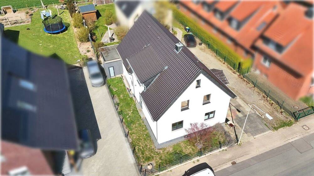 Thumbnail-Ein- oder Zweifamilienhaus mit Smart Home - Obergeschoss mit Potenzial