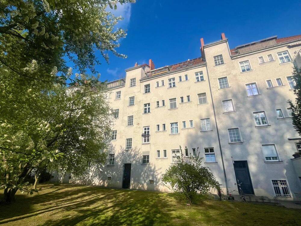 Thumbnail-Bezugsfrei: 4-Zimmer Maisonette-Wohnung mit Balkon in Berlin-Tempelhof zu verkaufen