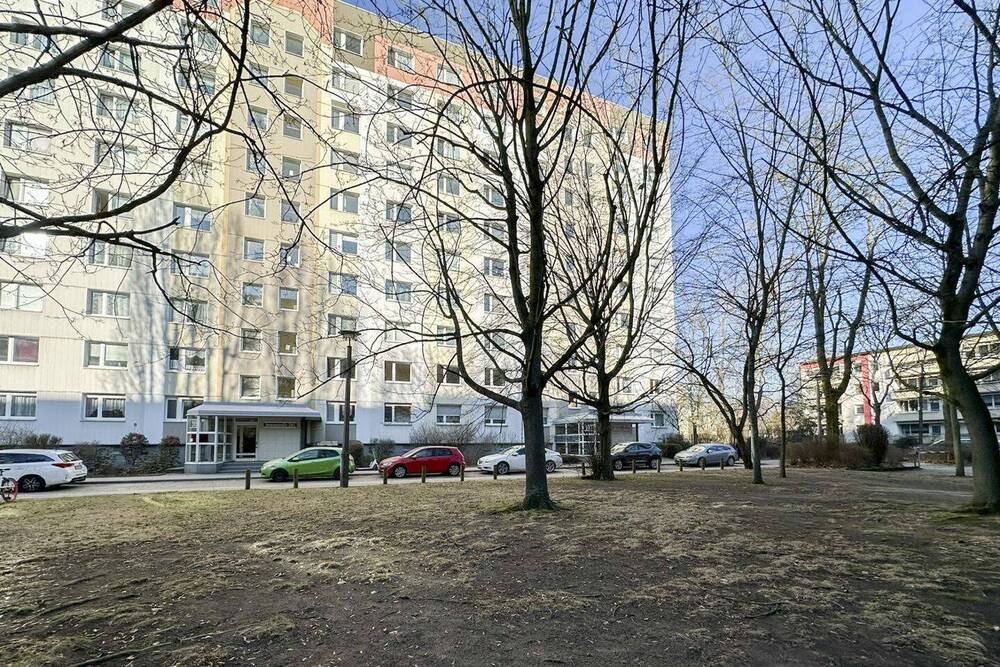 Thumbnail-Bezugsfreie 3-Zimmer-Wohnung wartet auf Renovierung in Berlin Friedrichsfelde