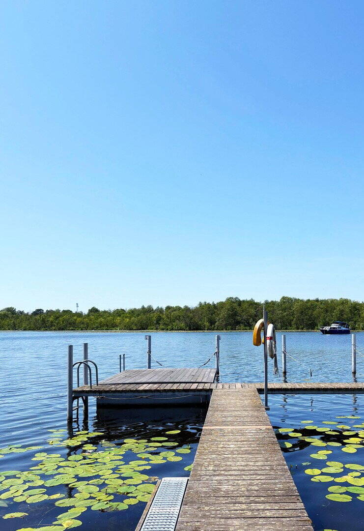 Thumbnail-Direkte Wasserlage in Berlin: Exklusives Haus am See mit Bootssteg, Sauna & A+ Energieeffizienz