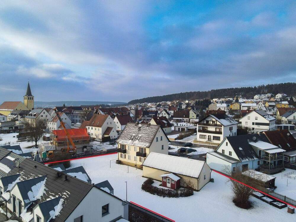 Thumbnail-Großzügiges Baugrundstück im Herzen von Wackersdorf