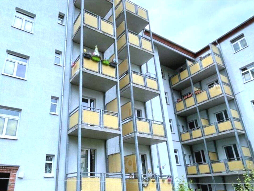 Hofansicht/Balkon/Garten