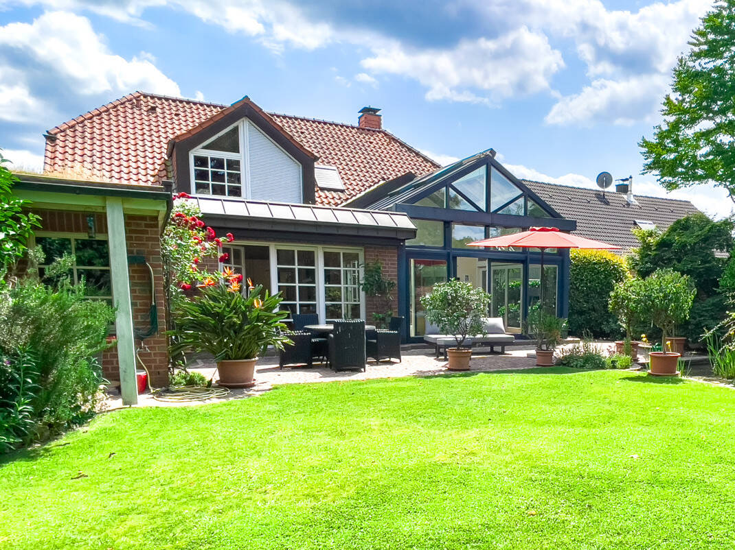 Haus Gartenansicht