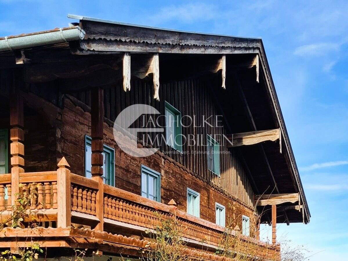 Thumbnail-Historischer Einfirsthof mit Charakter und Perspektive im bayerischen Voralpenland