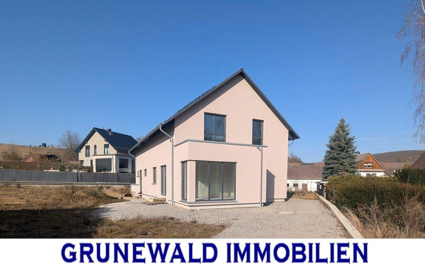 Thumbnail-Keine Lust auf Baustress? Familienfreundliche Doppelhaushälfte mit Wintergarten.