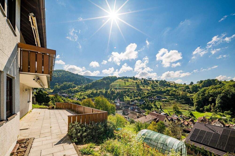 Thumbnail-Ein bis Zweifamilienhaus in herrlicher Südhanglage in Gernsbach-Reichental