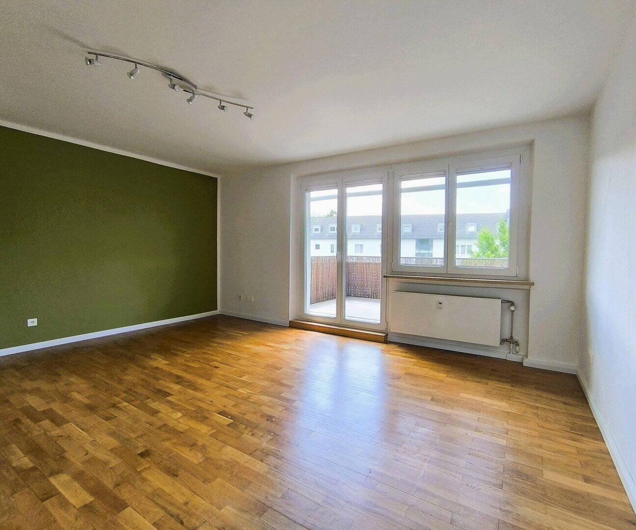 Thumbnail-Lichtdurchflutete 3-Zimmer-Wohnung mit Westbalkon in Landshut, ruhig & provisionsfrei