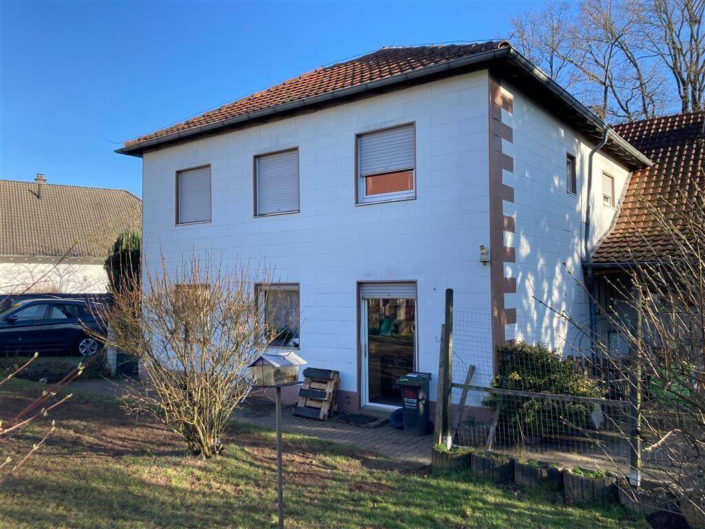 Thumbnail-Doppelhaushälfte m. 2 Garagen