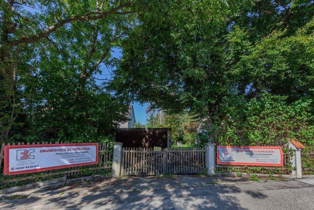 Thumbnail-FBC - Platz für Visionen: Grundstück für Doppelhaushälfte in bevorzugter Lage von Olching (nur noch 1 verfügbar)