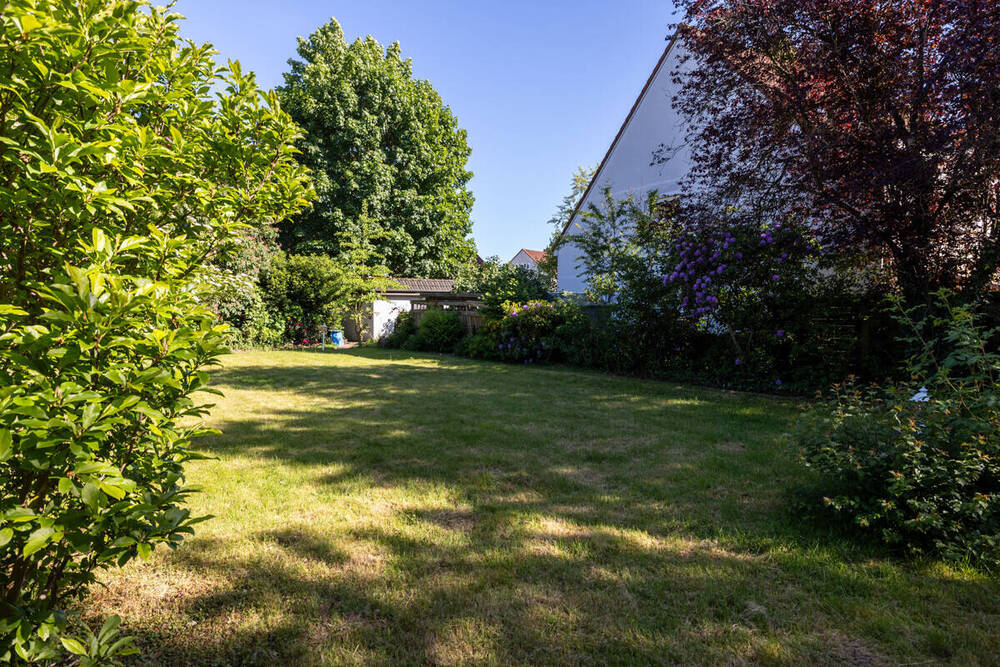Thumbnail-*** BAUGRUNDSTÜCK in HINTERLAGE mitten in DEICHHORST - GARAGE mit ANBAU ist bereits vorhanden ***