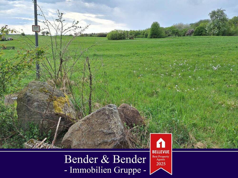 Thumbnail-Freiliegendes Grundstück in Ortrandlage bietet Ihnen vielfältige Möglichkeiten der Bebauung!