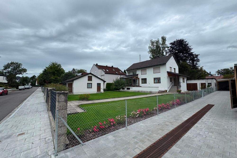 Thumbnail-Attraktives Grundstück in Karlsfeld - flexibel nutzbar, beste Lage!