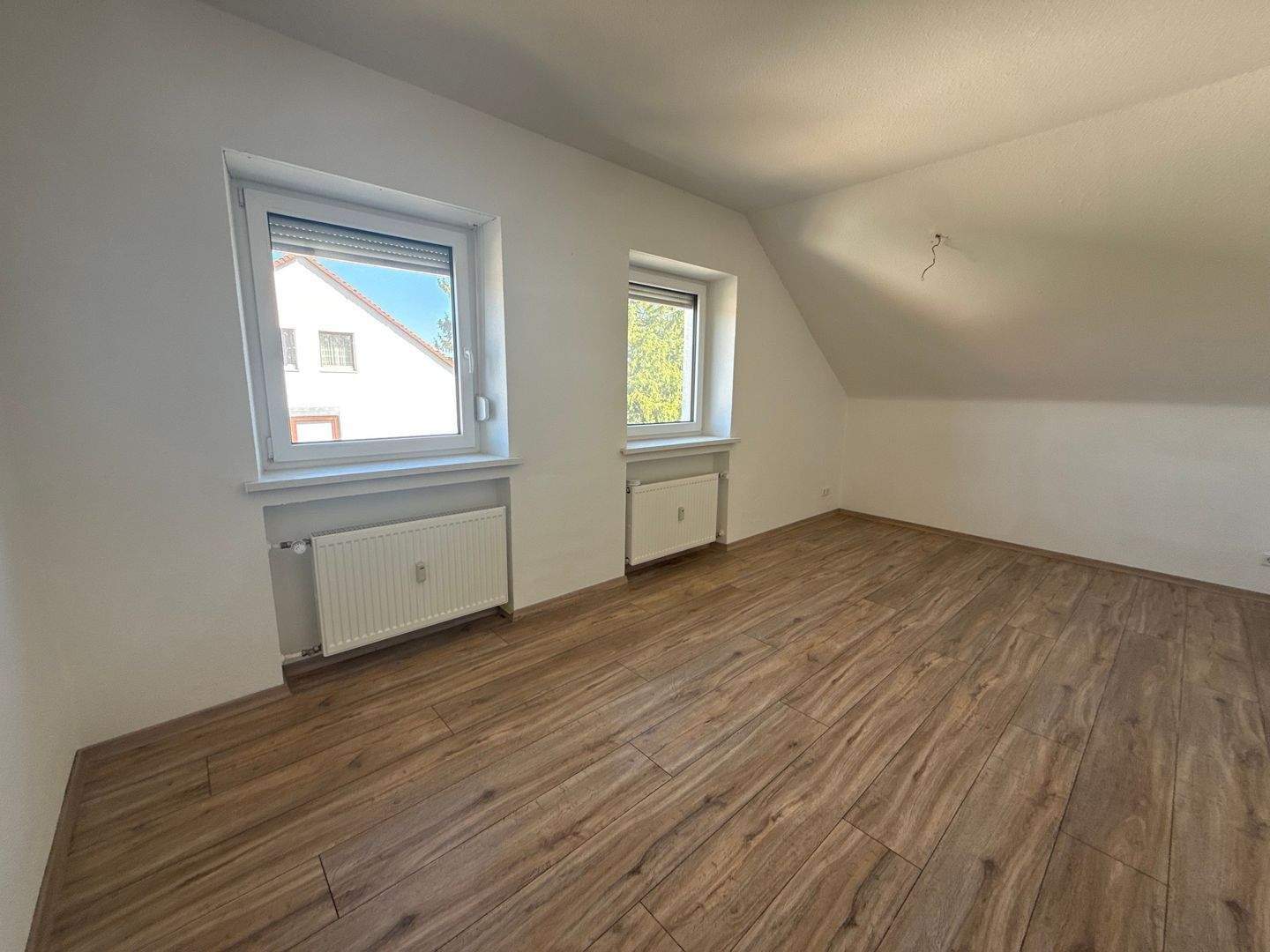 Thumbnail-Moderne 3-Zimmer-Wohnung in Burgfarrnbach, Fürth