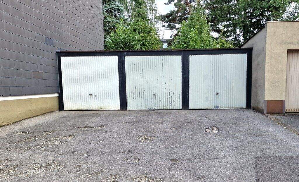 Thumbnail-Ansprechendes Baugrundstück (derzeit mit 3 Garagen bebaut) in Broichweiden