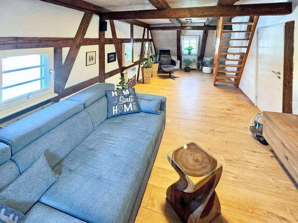 Thumbnail-Historisch & saniert: Charmante Dachgeschoss-Maisonette im denkmalgeschützten Fachwerkhaus